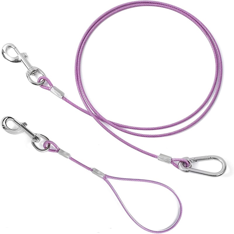 what are dog leashes made of